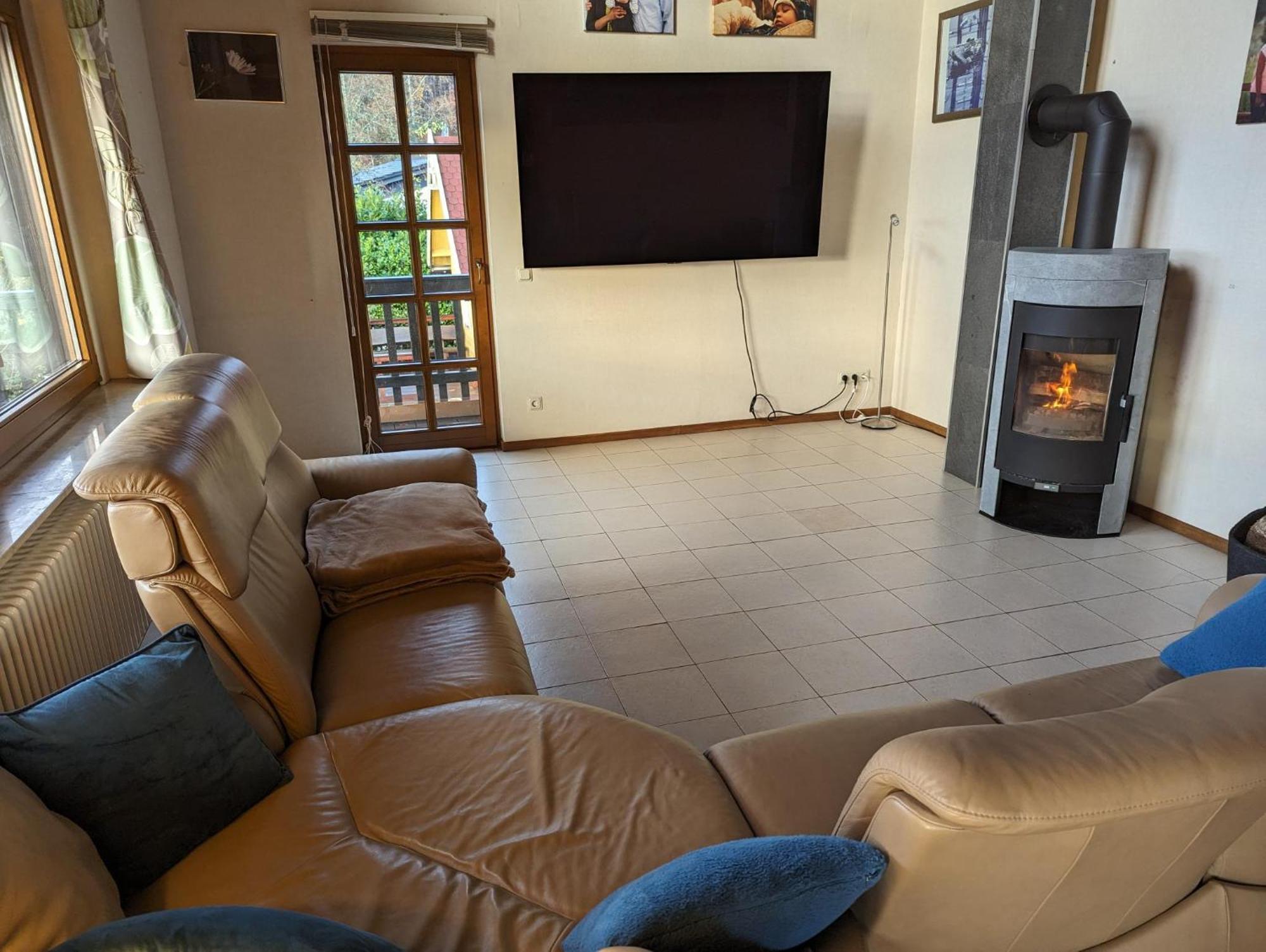 Sonnige Aussicht Villa Losheim Exterior foto